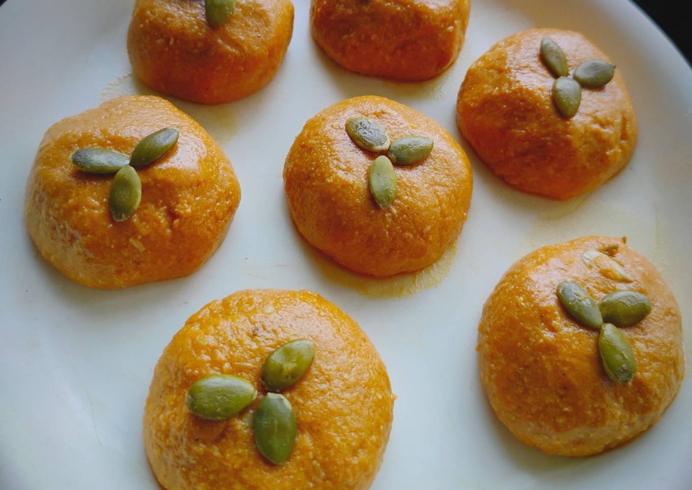 Besan Coconut Ladoos