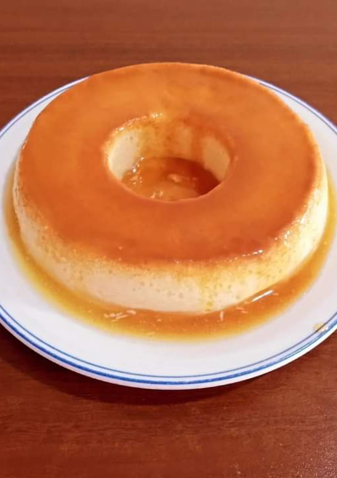 Una foto de Flan de queso crema 🍮