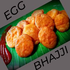 A picture of Egg bhajji.