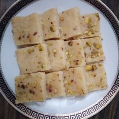 A picture of Coconut Barfi.