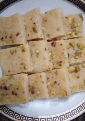 A picture of Coconut Barfi.