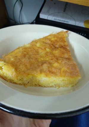 A picture of Cornbread with polenta.
