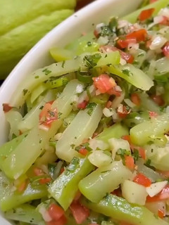 Foto de Salada fresca de chuchu