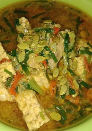 Foto resep Tempe dan lamtoro bumbu kuning