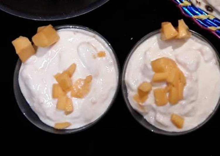 Simple Way to Prepare Speedy Mango yoghurt dessert