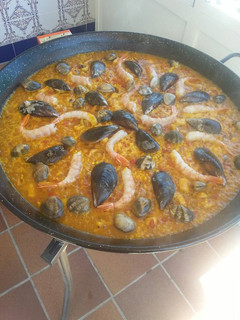 Una foto de Paella de mar
