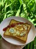 Egg Chesee in a hole
