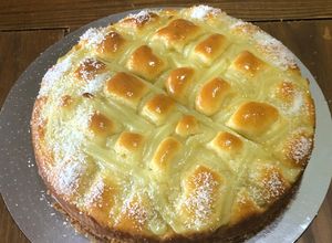 Una foto de Torta matera con crema pastelera (toque de naranja)