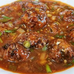 A picture of Veg Manchurian with Gravy.