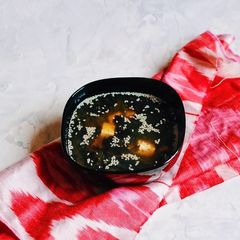Miso soup A picture of Miso soup.