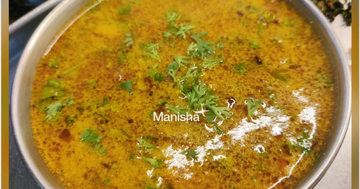 Maharashtrian Toorichi Aamti (Fresh green pigeon peas curry) Recipe by