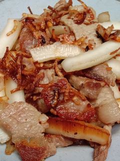 Hình của món Thịt heo rang dừa.