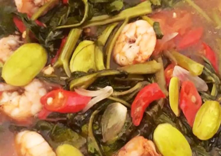 Tumis kangkung / cah kangkung udang pete endessss