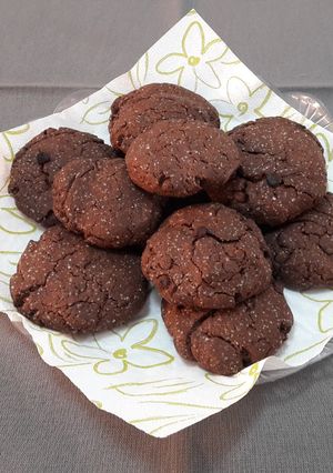 O poză a rețetei Biscuiți cu cacao și fulgi de ciocolată.