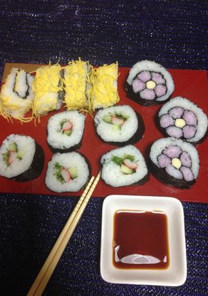 Una foto de Japanese Sushi Kawai variados!!