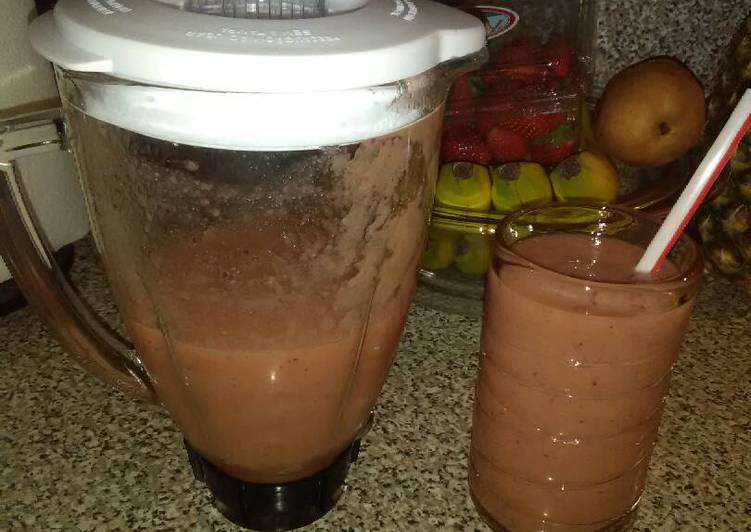 Recipe of Homemade Apple Strawberry Smoothie