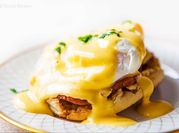 A picture of eggs benedict