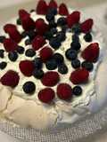 Pavlova de Frutos Vermelhos