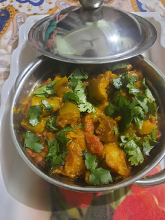 परवल की सब्जी (Parwal ki sabzi recipe in Hindi) रेसिपी मुख्य फोटो