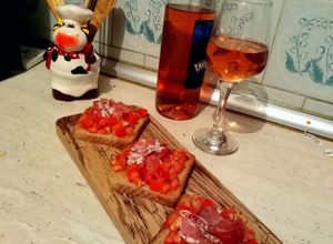 O poză a rețetei Bruschete cu prosciutto crudo.