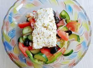 Gambar Horiatiki Salad - Classic Greek Salad