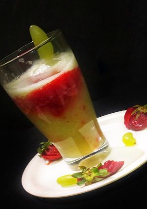 A picture of Grapes-Strawberry Juice.