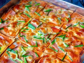 Roti Bakar Ala Pizza