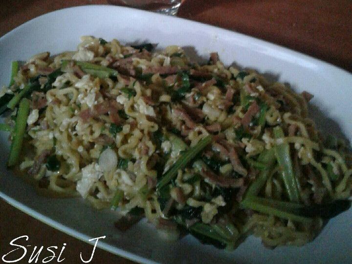 Ini dia! Cara  memasak Mie goreng daging asap (basah) yang sesuai selera