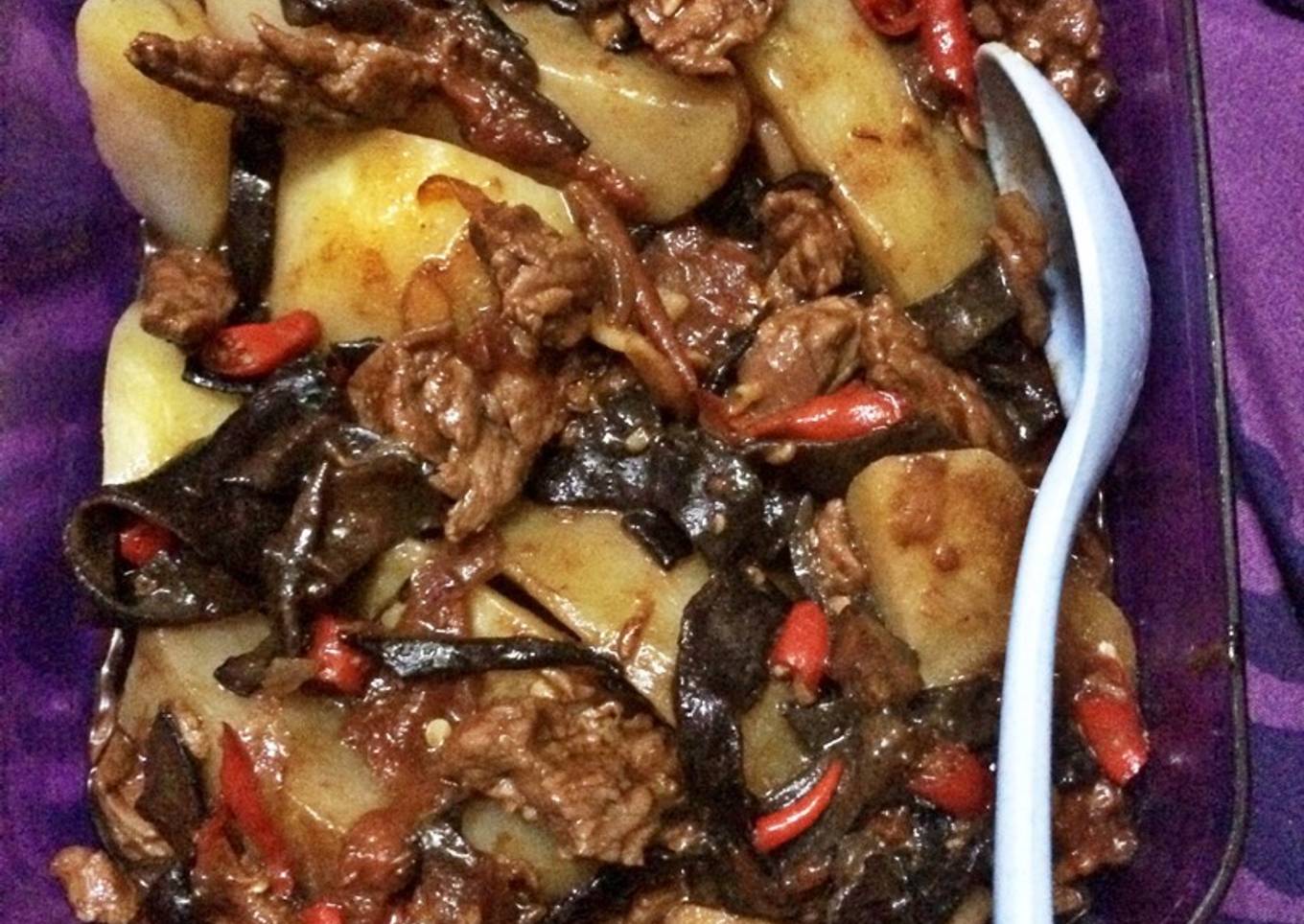 Daging teriyaki campur kentang rebus