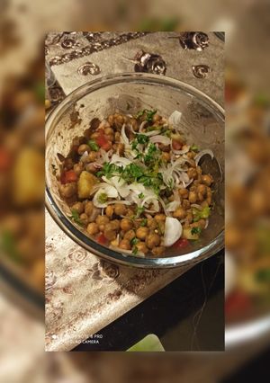 A picture of Chana chaat.