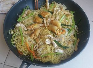 Hình của món Hủ tiếu, mì xào chay.