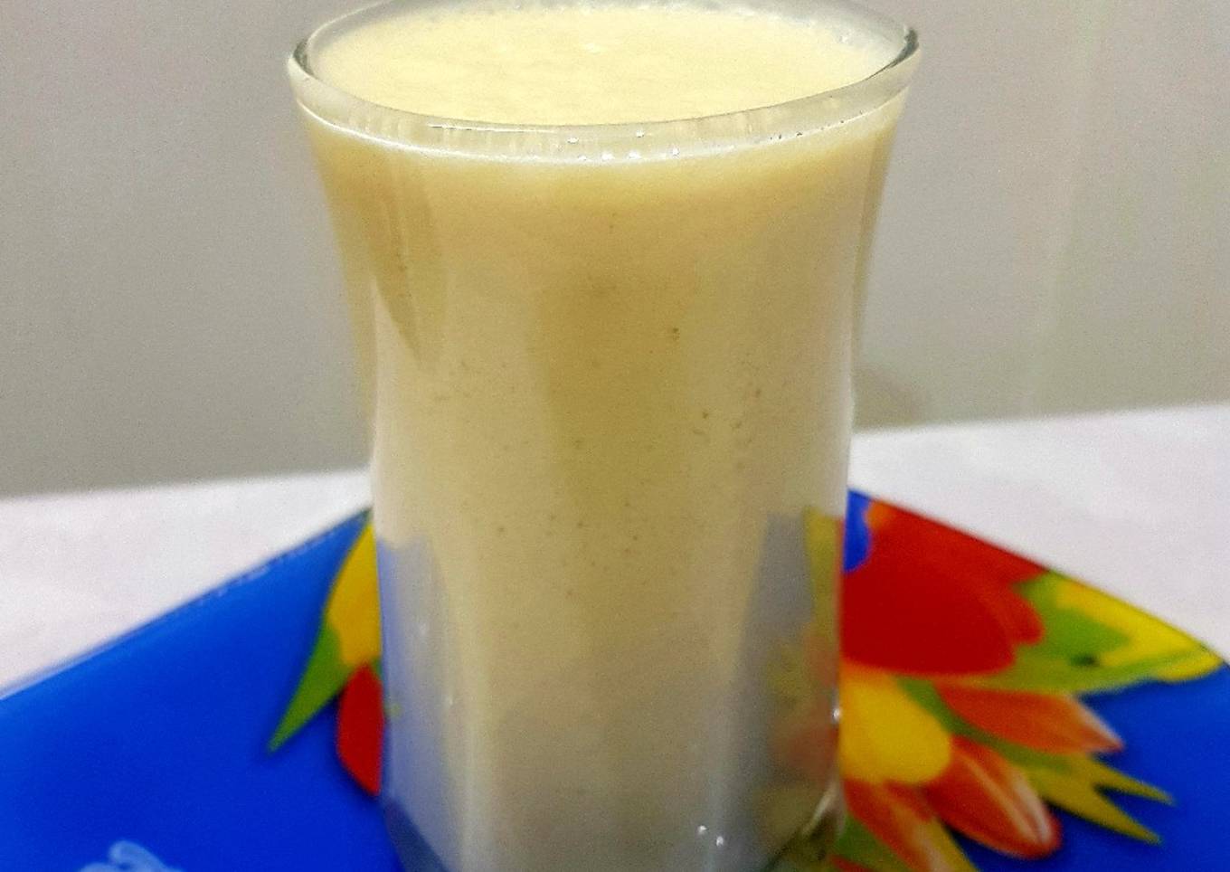 Peach milkshake