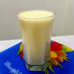 A picture of Peach milkshake.