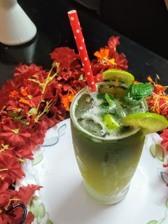 লেমন পুদিনা শরবত (lemon pudina sharbat recipe in Bengali) রেসিপির প্রধান ছবি