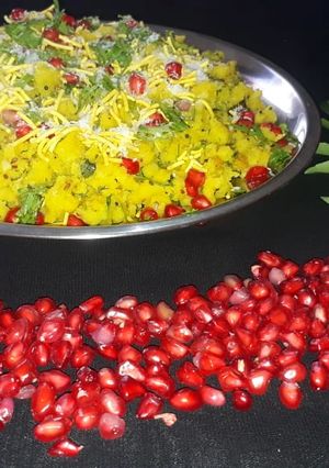 બેસન સેવ ખમણી (Besan Sev Khamni Recipe in Gujarati) રેસીપી મુખ્ય ફોટો