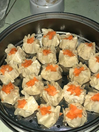 Langkah Gampang Menyiapkan Resep  Dimsum ayam udang anti gagal yang Lezat, Enak Banget
