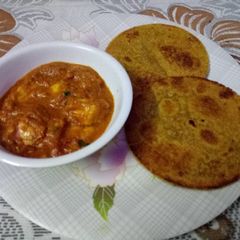 A picture of Gujarati bhakhri.