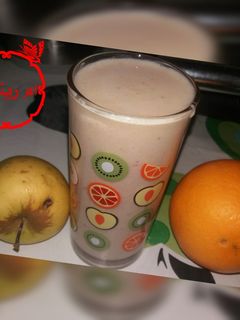 صورة لوصفة عصير الفواكه الصحي 🍏🍓🍊