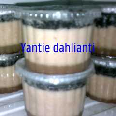 รูปของ es cream coklat toping oreo