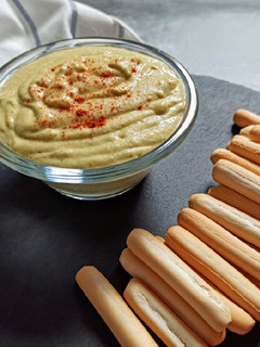 Una foto de Hummus de alubias blancas y calabacín (en Thermomix)