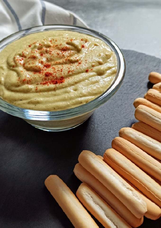 Una foto de Hummus de alubias blancas y calabacín (en Thermomix)