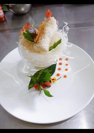 Hình của món Tôm chiên hoàng kim.