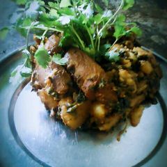 A picture of Coriandar potato veg.