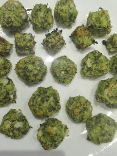 Una foto de Albondigas de brocoli