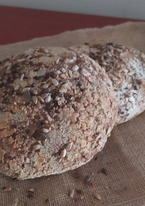 Foto principal de Pan multicereales con masa madre