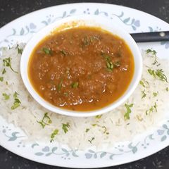 A picture of Black chickpea curry / kale chane ki curry.