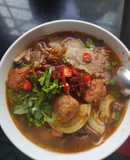 Bún bò huế