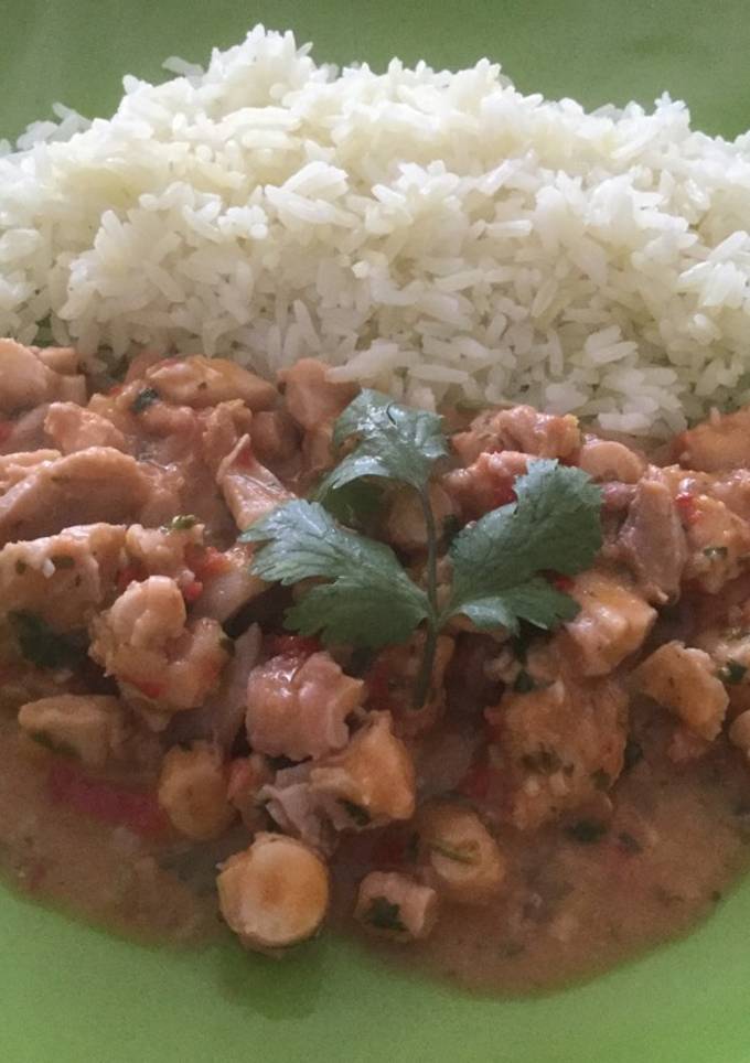 Una foto de Pulpo guisado con crema de coco