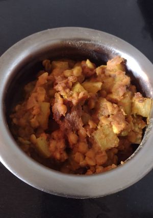 লাউ ঘন্ট ছোলার ডাল দিয়ে(Lau ghonto cholar dal diye recipe in Bengali) রেসিপির প্রধান ছবি