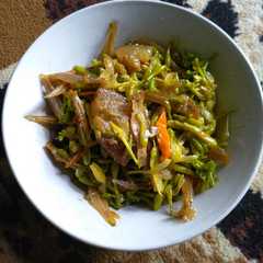 Oseng pedas bunga pepaya+ikan teri রেসিপির প্রধান ছবি